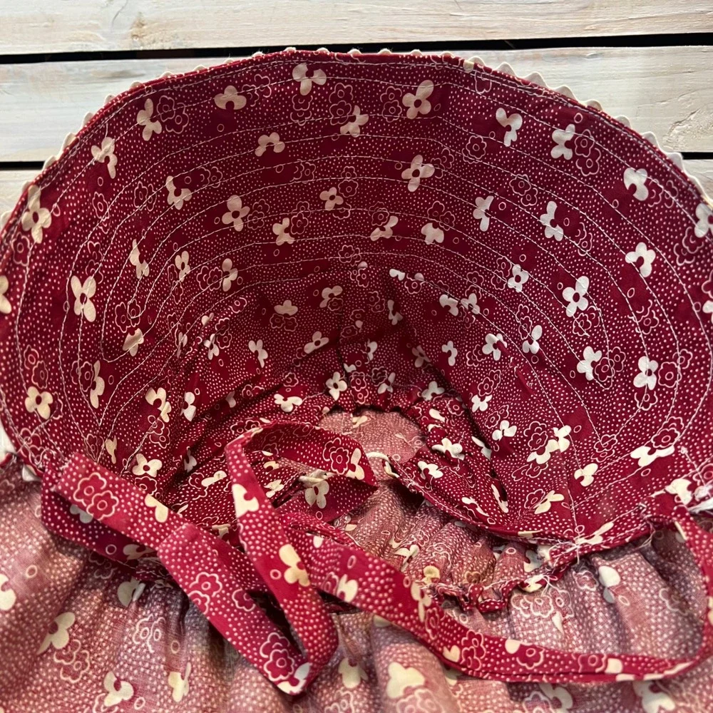 Vintage Prairie Sun Bonnet Red Floral Calico Cotton Pioneer Cottagecore Hat